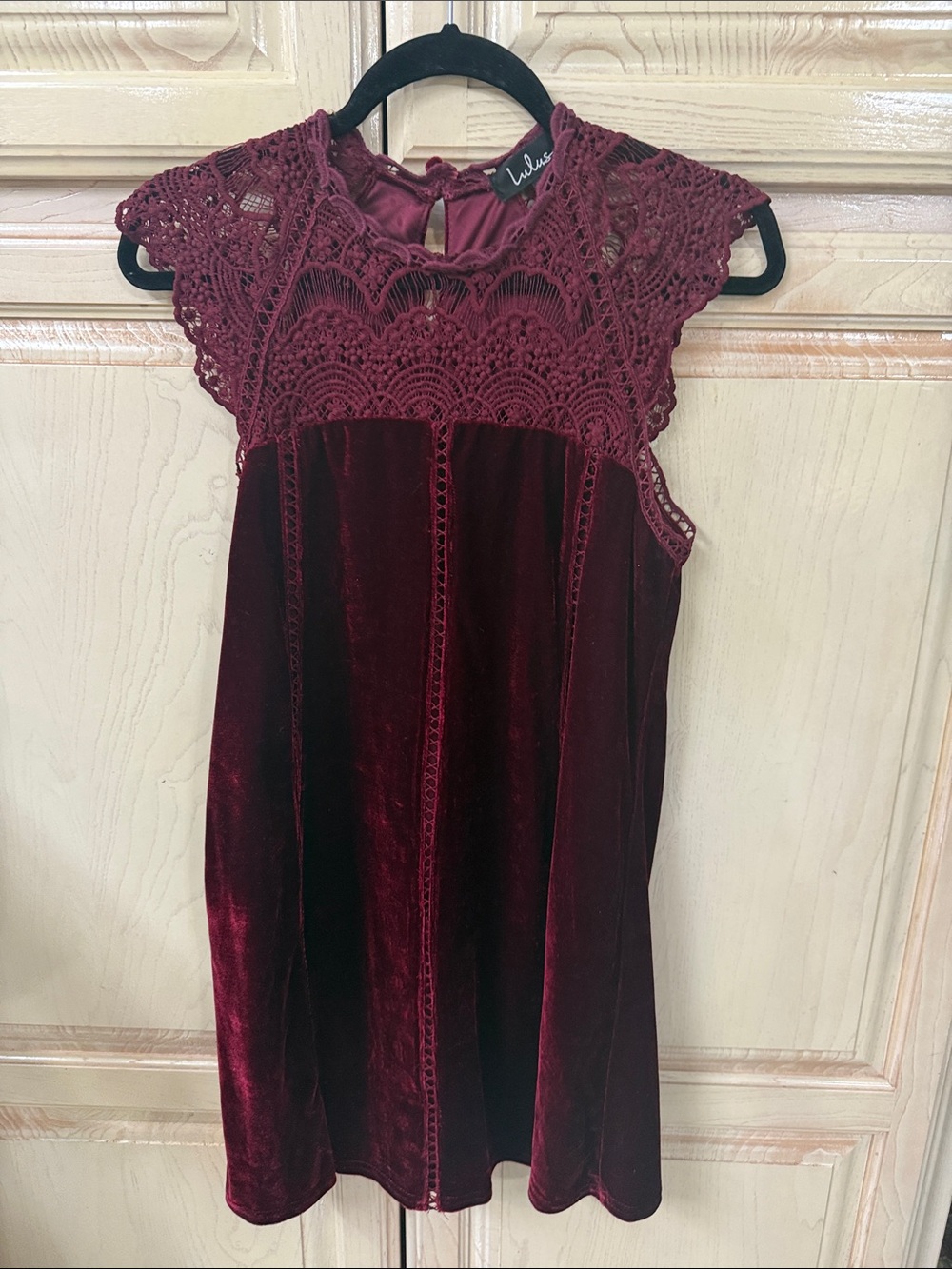 Lulu's Burgundy Lace & Velvet Sleeveless Dress